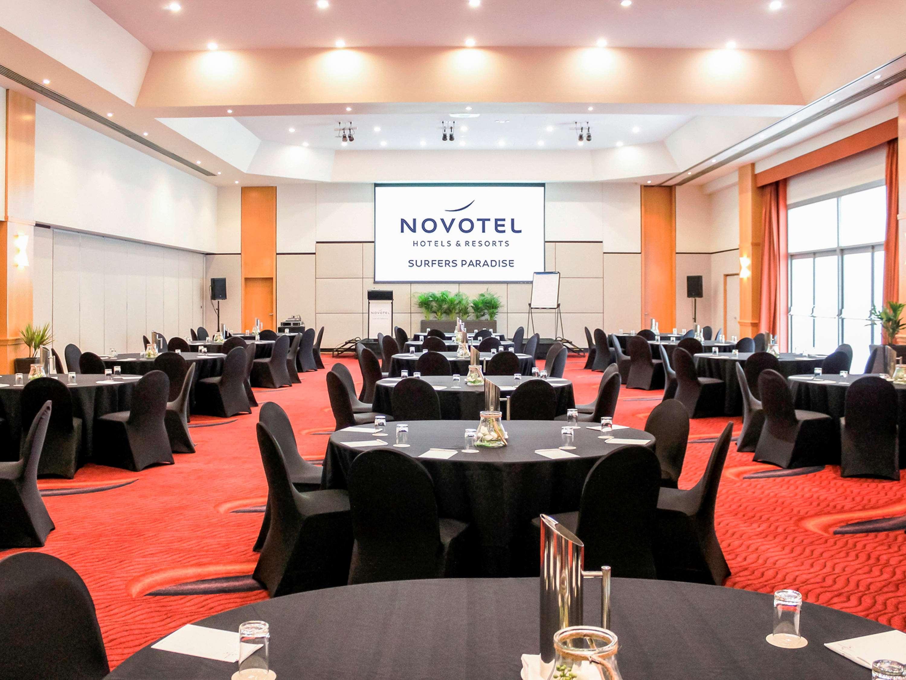 Novotel Surfers Paradise Gold Coast Exterior foto