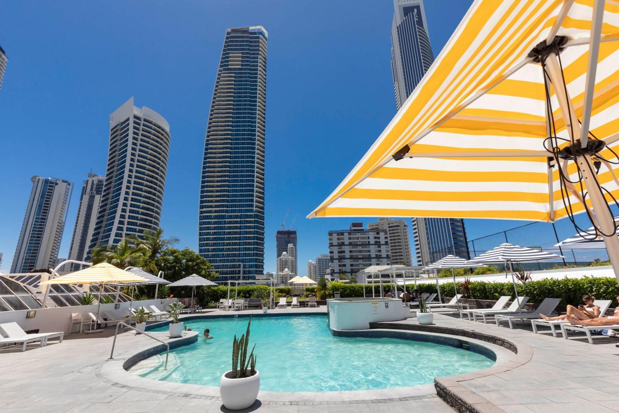 Novotel Surfers Paradise Gold Coast Exterior foto