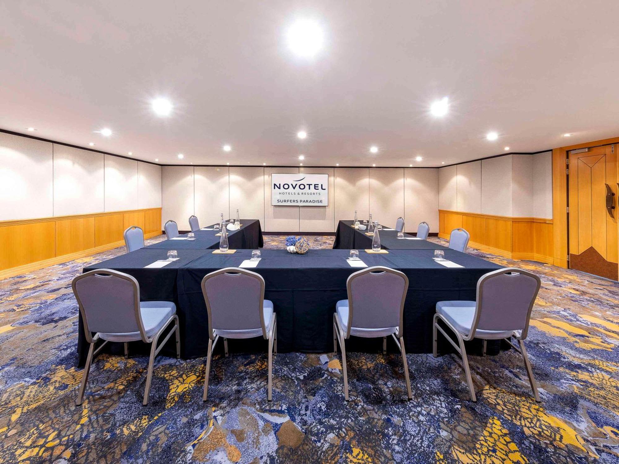 Novotel Surfers Paradise Gold Coast Exterior foto