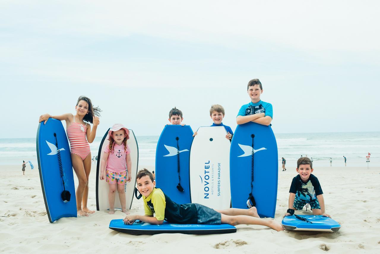 Novotel Surfers Paradise Gold Coast Exterior foto